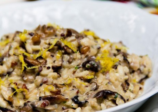 risotto de cogumelos e raspas de limão siciliano (Fonte: Restorando)