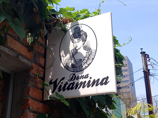Fachada do restaurante Dona Vitamina