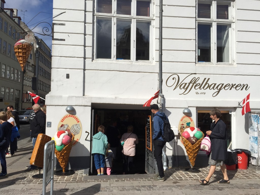 Vaffelbageren, a loja de waffles e sorvetes em Nyhavn