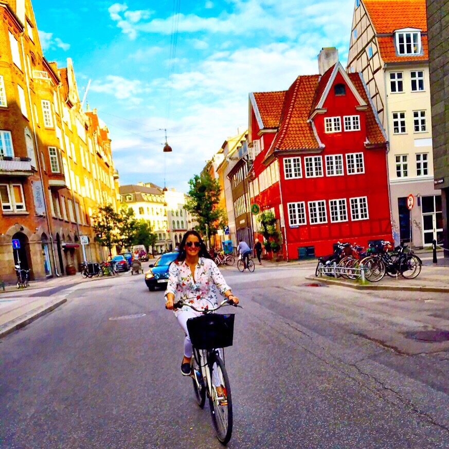 E para finalizar, eu sendo muito feliz me achando "A dinamarquesa" andando de bike pela cidade! AMEI Copenhague e super recomendo!